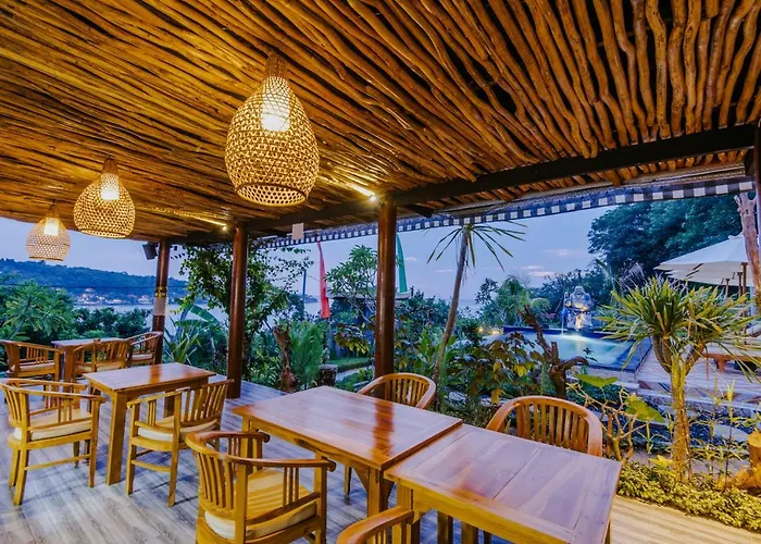 Sunday Huts Lembongan