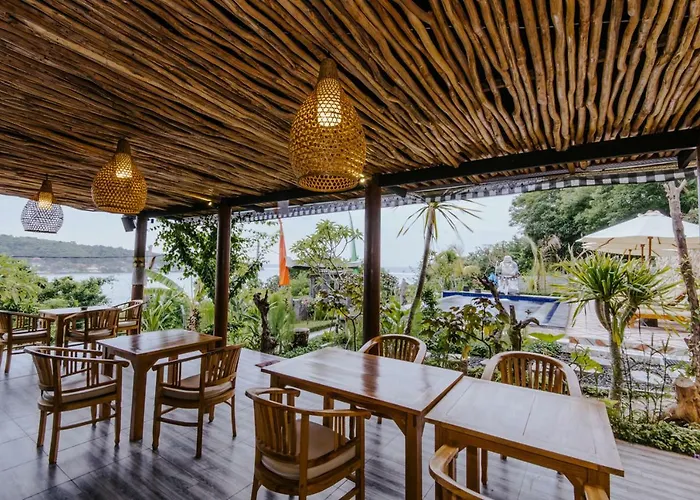 Sunday Huts Lembongan