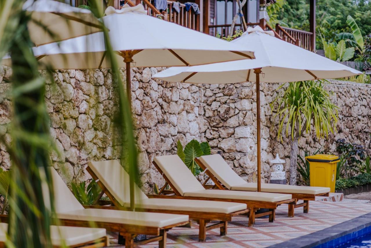 Sunday Huts Guest house